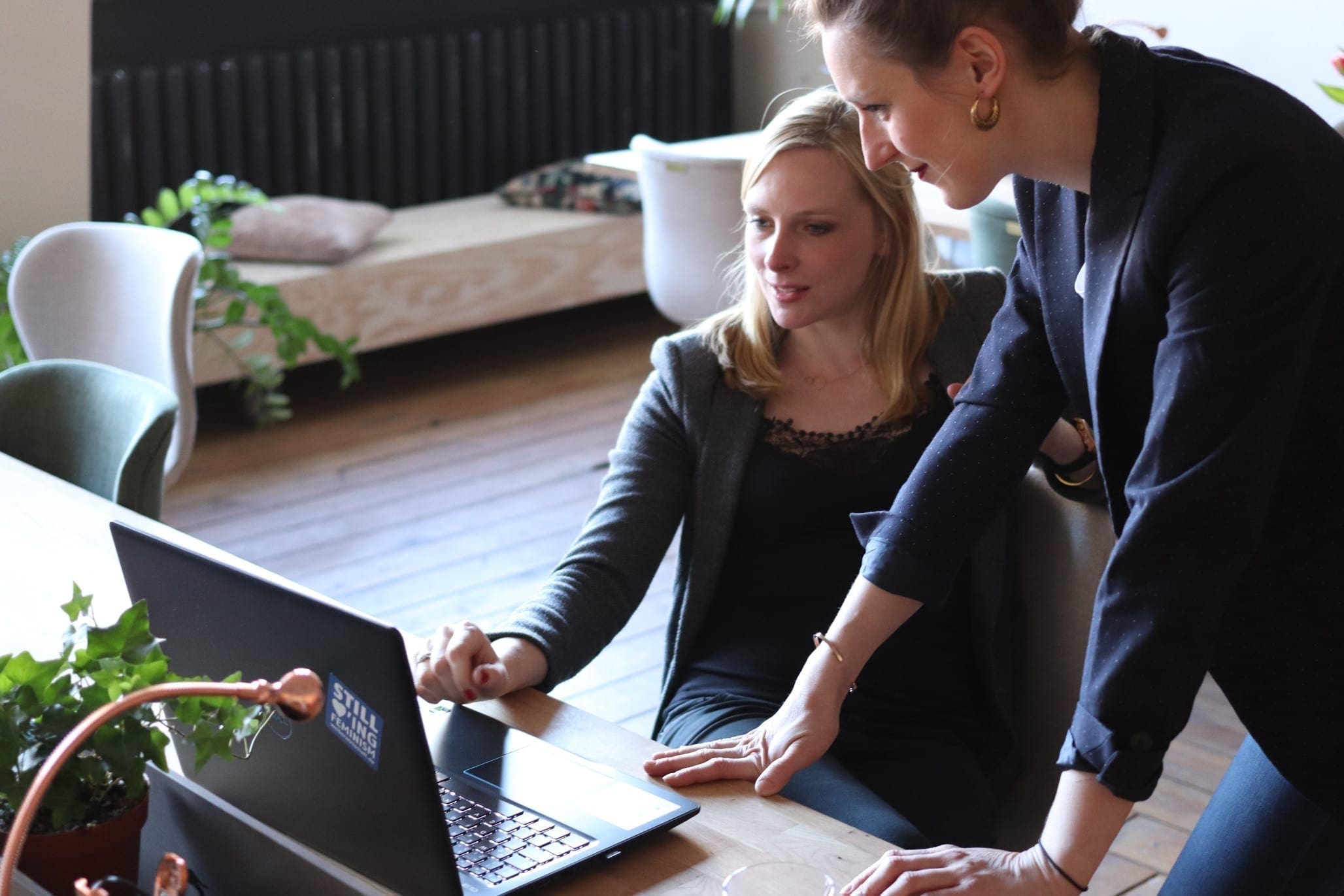 Services digital transformation leadership